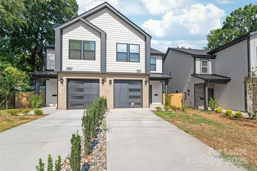 2011 Wilson Ave, Charlotte, NC, 28208-3757 | Card Image