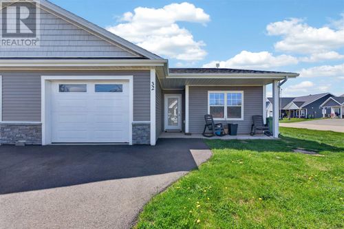 32 Ellis Ave, Summerside, PE, C1N0P2 | Card Image