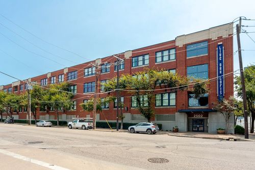 218-2502 Live Oak Street, Dallas, TX, 75204 | Card Image