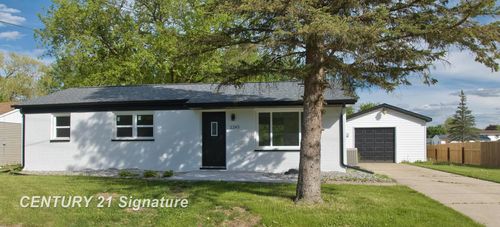 1245 E Outer Drive, Saginaw, MI, 48601 | Card Image