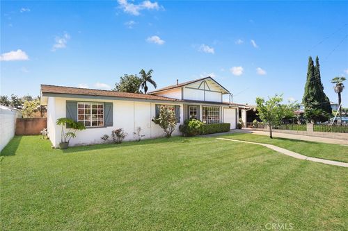 18126 E Woodcroft St, Azusa, CA, 91702-5838 | Card Image