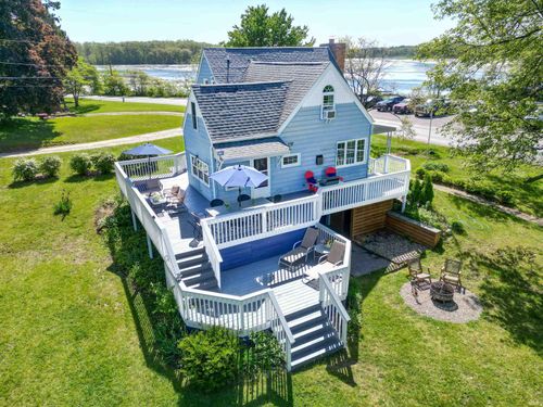 9080 E Backwater Rd, North Webster, IN, 46555-9526 | Card Image