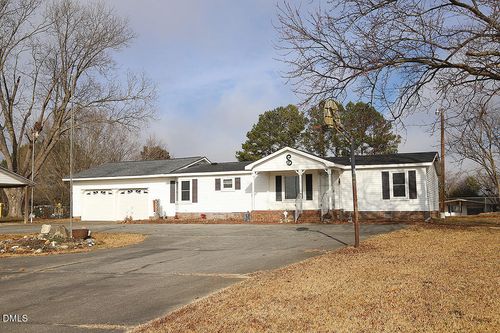 2582 Bakers Chapel Rd, Smithfield, NC, 27577-8650 | Card Image