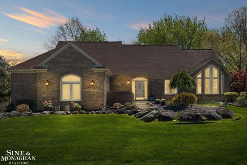 6530 Basswood Dr, Troy, MI, 48098-2084 | Card Image