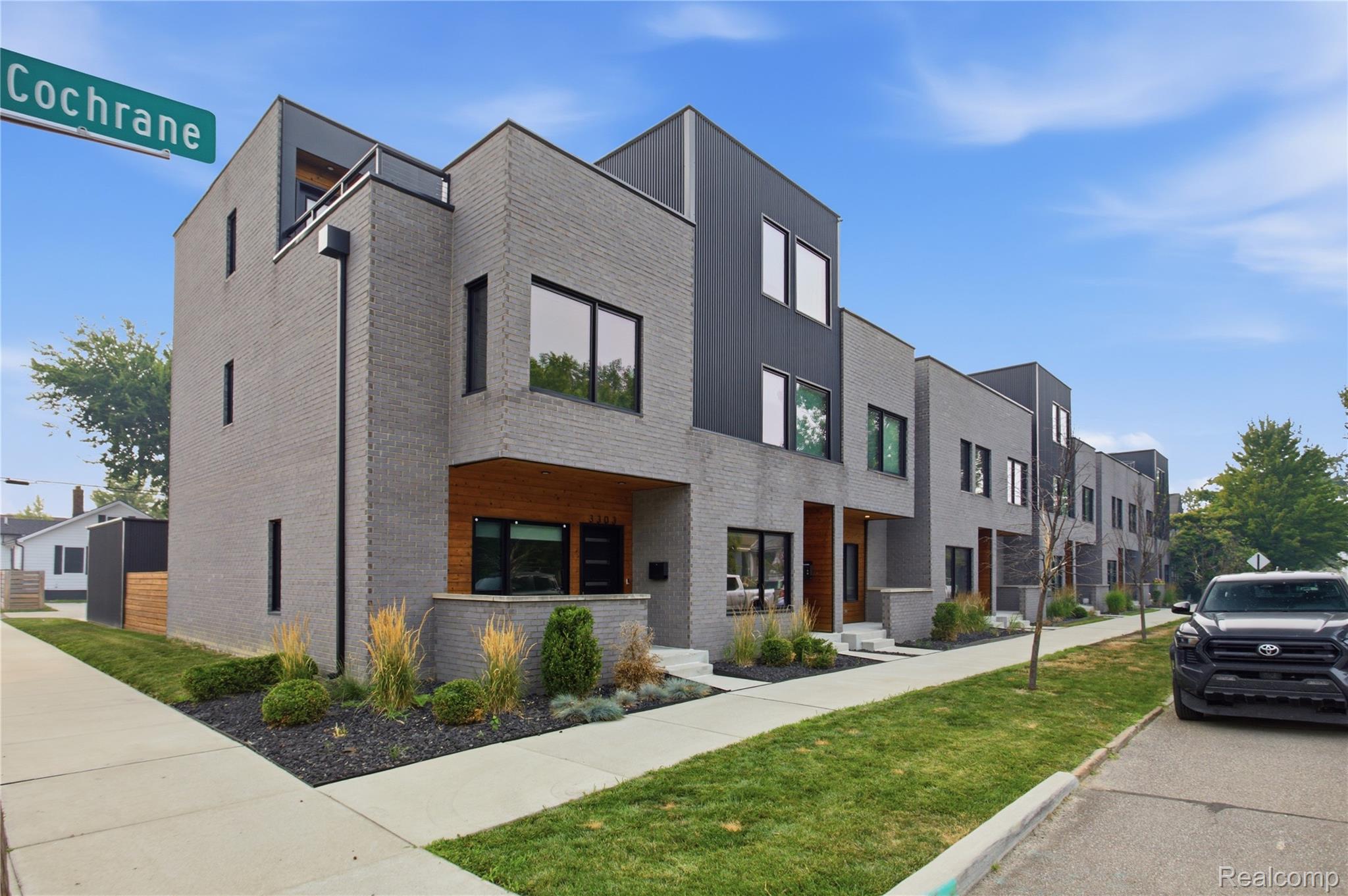 Residential in Detroit 2