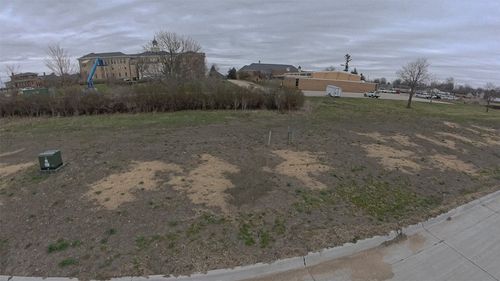 1006 J Ave, Vinton, IA, 52349 | Card Image