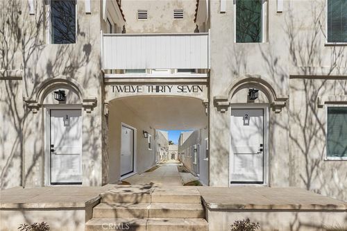 17-1237 E 1st, Long Beach, CA, 90802 | Card Image