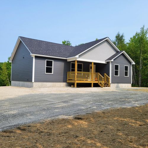 546 Mt Mica Road, Paris, ME, 04271 | Card Image