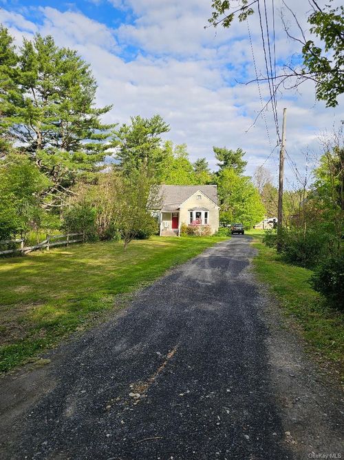 104 Canal Dr, Godeffroy, NY, 12729-2019 | Card Image