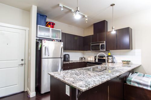 409-9655 King George Blvd, Surrey, BC, V3T0C7 | Card Image