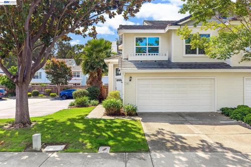 5388 Ontario Cmn, Fremont, CA, 94555 | Card Image
