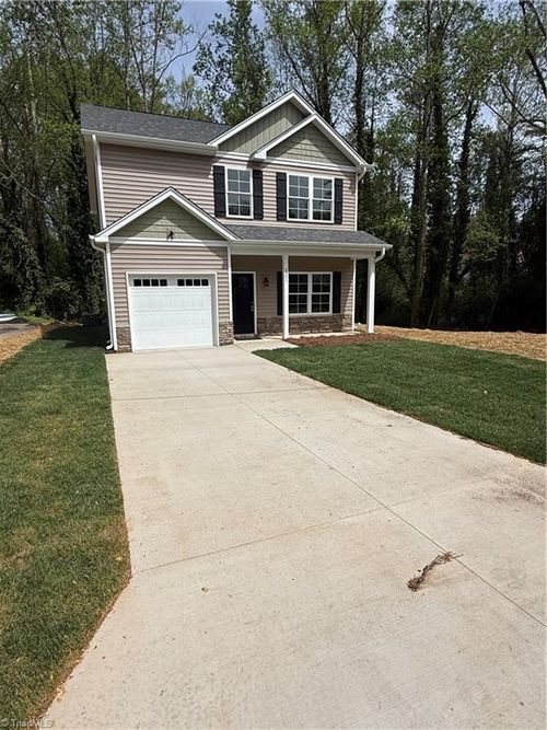 2901 Weisner Ct, Winston Salem, NC, 27127-3900 | Card Image