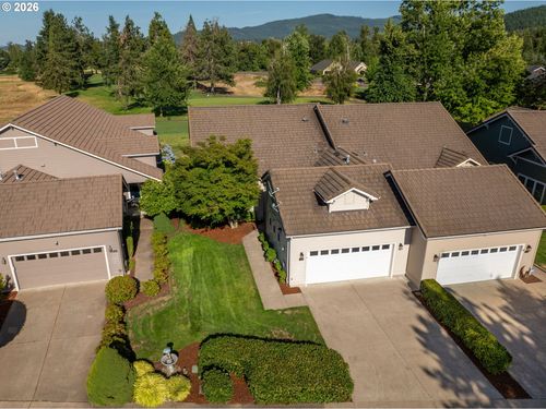 40 Magnolia Dr, Creswell, OR, 97426-9471 | Card Image