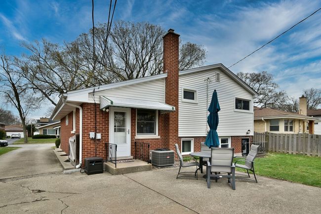 770 S Parkside Ave, House other with 3 bedrooms, 2 bathrooms and 2 parking in Elmhurst IL | Image 29