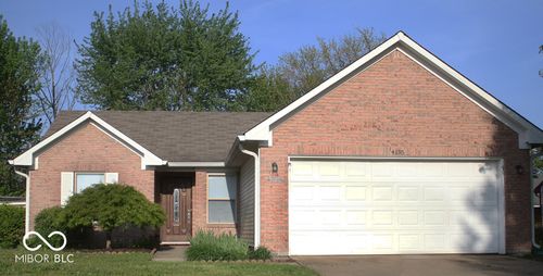 4195 Knollwood Ct, Franklin, IN, 46131-7926 | Card Image