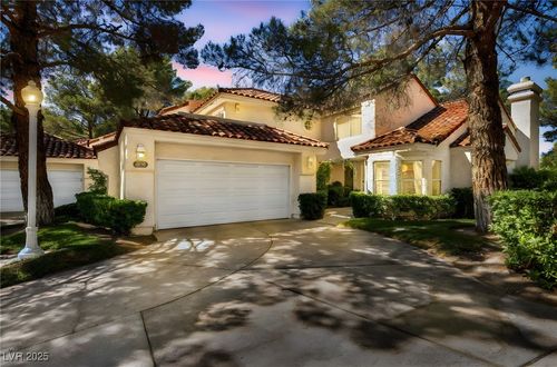 6954 Emerald Springs Ln, Las Vegas, NV, 89113-1375 | Card Image