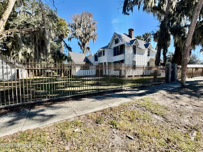 424 Emmett St, House other with 5 bedrooms, 4 bathrooms and null parking in PALATKA FL | Image 8