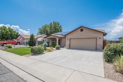 325 Arches Drive, House other with 3 bedrooms, 2 bathrooms and null parking in Fruita CO | Image 3