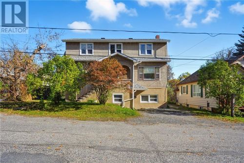 650 Lilac St, Sudbury, ON, P3E4E1 | Card Image