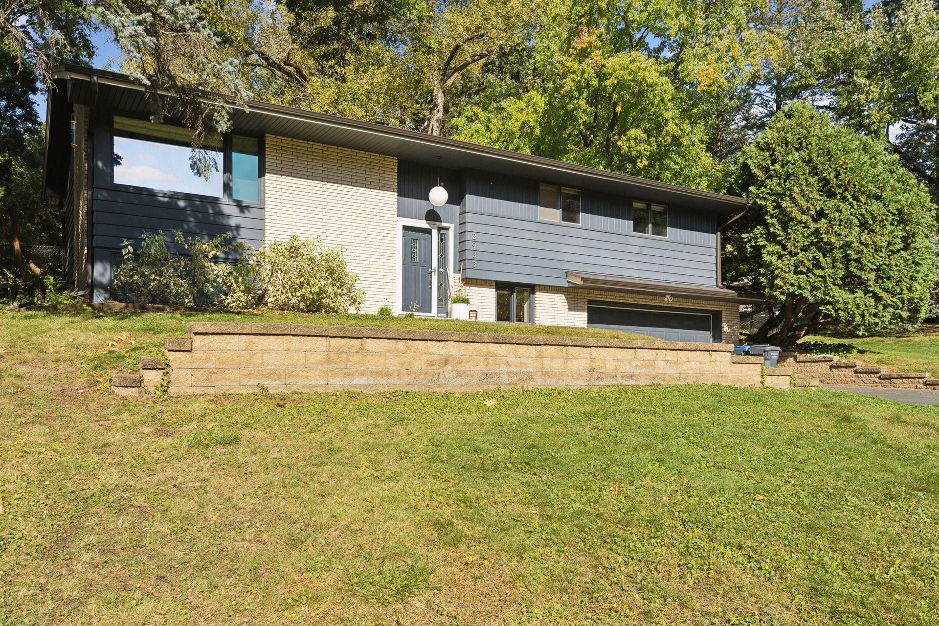Lake Blvd, Saint Paul, MN 55109