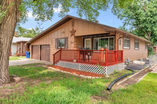 1120 Harrison St, Newton, KS, 67114-4832 | Card Image