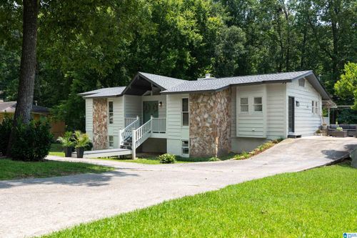 2233 Great Rock Rd, VESTAVIA HILLS, AL, 35216-2121 | Card Image