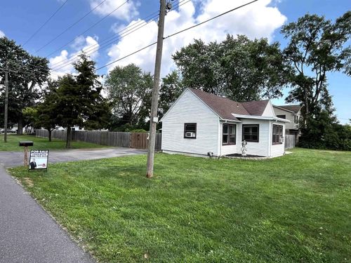 20150 Wick Rd, Taylor, MI, 48180-3803 | Card Image