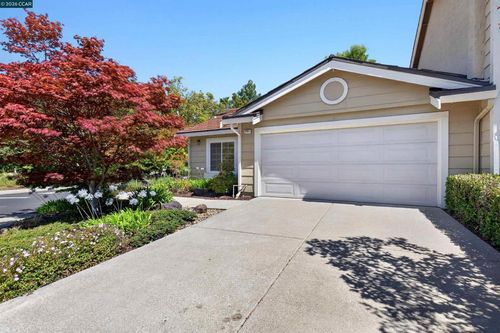 2201 Dry Creek Ct, Martinez, CA, 94553-4956 | Card Image