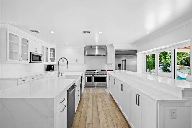 48 Ocean Dr, House other with 3 bedrooms, 2 bathrooms and null parking in Jupiter Inlet Colony FL | Image 11