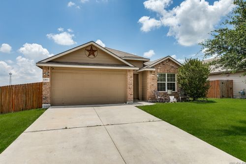 13011 Maestro Spark, San Antonio, TX, 78252-1813 | Card Image
