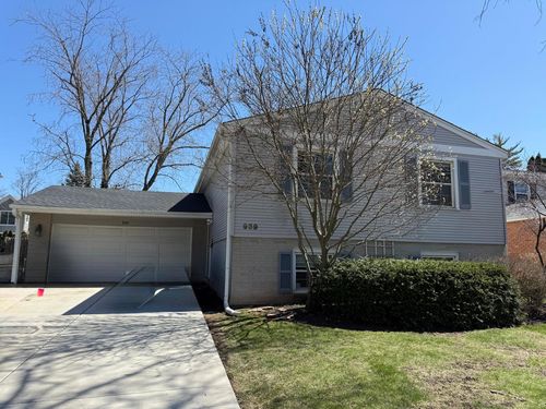 939 Wayne Ave, Deerfield, IL, 60015-2862 | Card Image