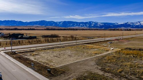 2 Teton Ln, Ranchester, WY, 82839-8538 | Card Image