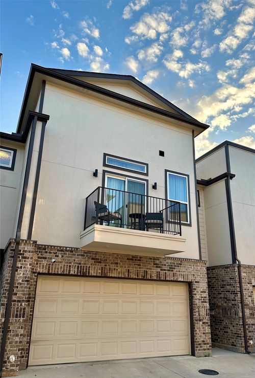 7337 Bree Ct, Dallas, TX, 75235-4311 | Card Image