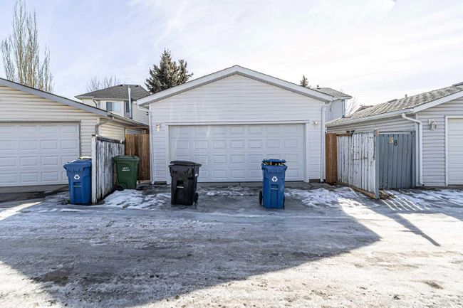 42 Coverdale Way Ne, Home with 4 bedrooms, 3 bathrooms and 4 parking in Calgary AB | Image 26