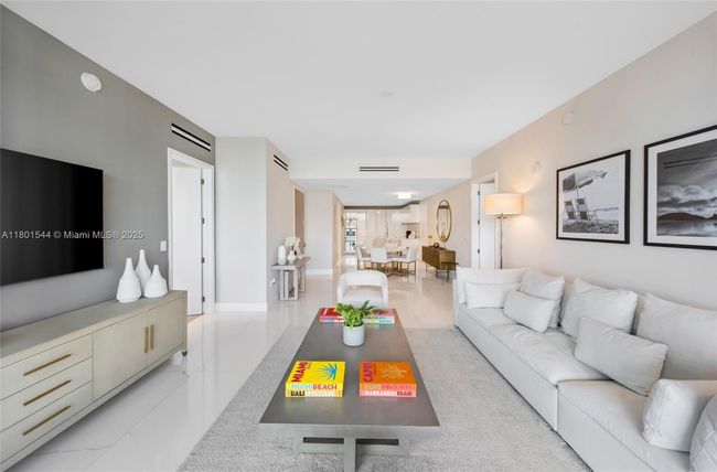 UNIT-305 - 10201 Collins Ave, Condo with 2 bedrooms, 3 bathrooms and null parking in Bal Harbour FL | Image 25