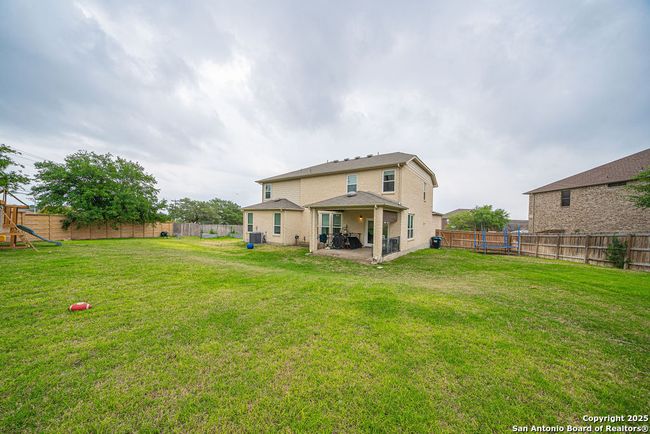 137 Springtree Shadow, House other with 4 bedrooms, 3 bathrooms and null parking in Cibolo TX | Image 39