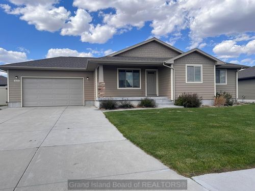 4316 Aster Dr, Grand Island, NE, 68803-3830 | Card Image