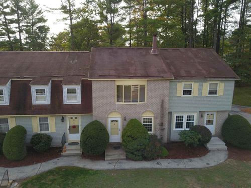 32 Sentry Way, Merrimack, NH, 03054 | Card Image