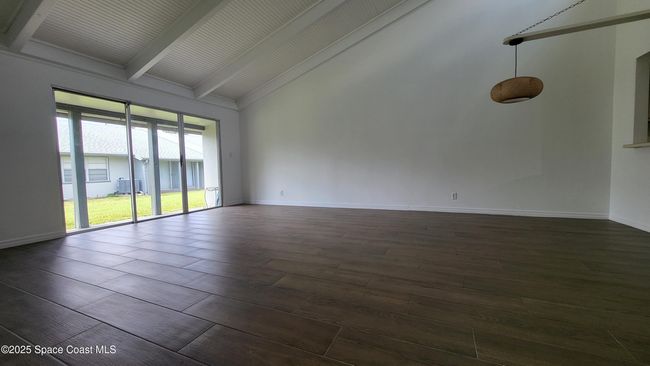 101 - 2016 Grant Pl, Condo with 2 bedrooms, 1 bathrooms and null parking in Melbourne FL | Image 5