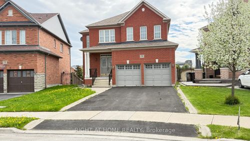 28 Laurentide Cres, Brampton, ON, L6P1Y4 | Card Image