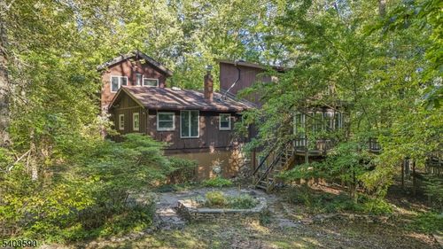 74 Stony Brook Rd, Hopewell, NJ, 08525-2710 | Card Image