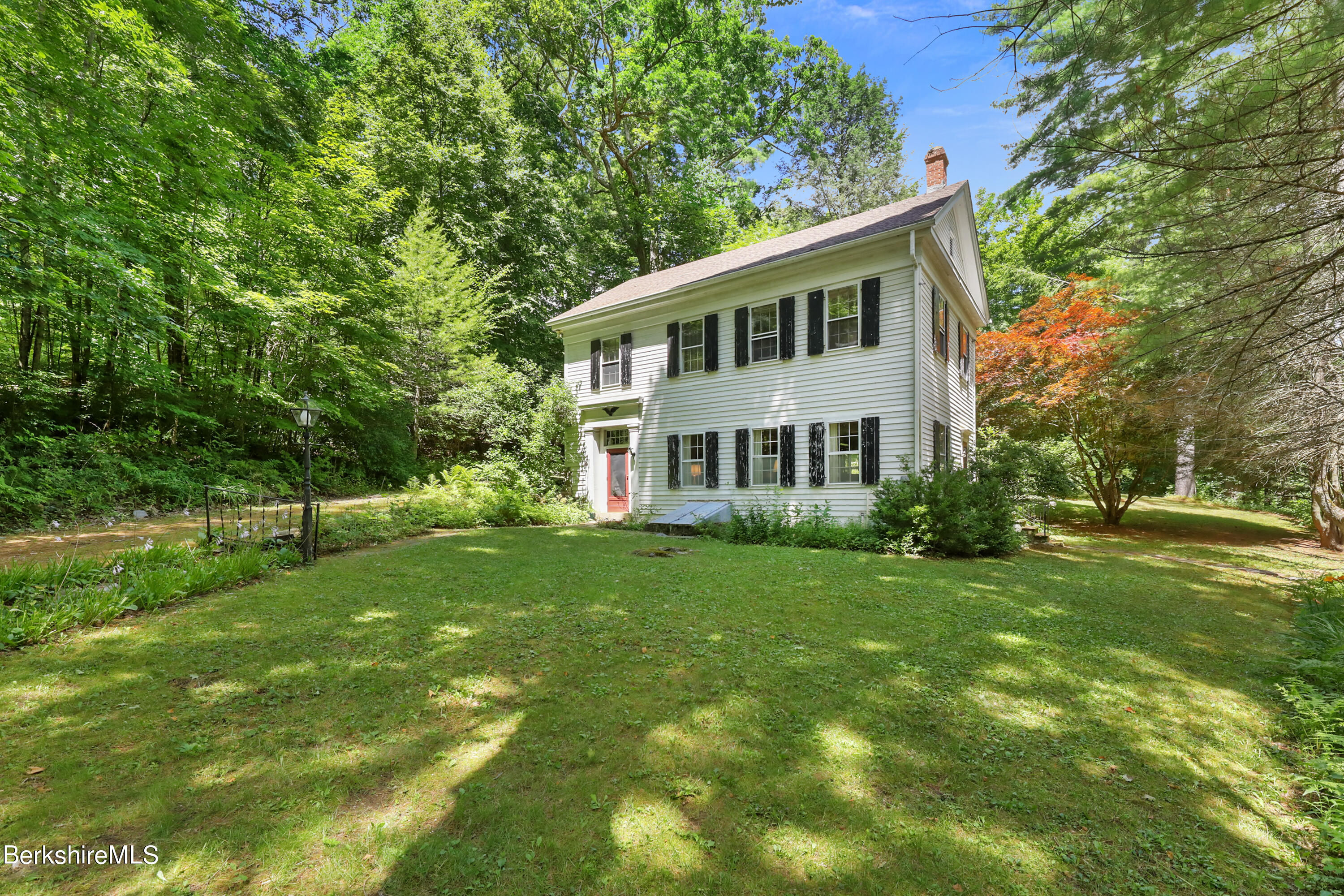 Hartsville Mill River Rd, New Marlborough, MA 01230