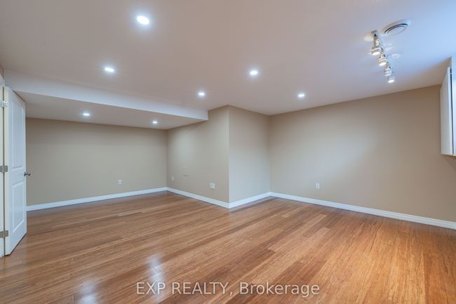 686 Warner Rd, House other with 6 bedrooms, 4 bathrooms and 6 parking in Niagara On The Lake ON | Image 33