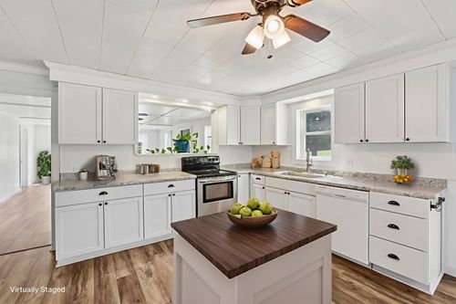 N2503 Ullom Rd, Monroe, WI, 53566-9273 | Card Image