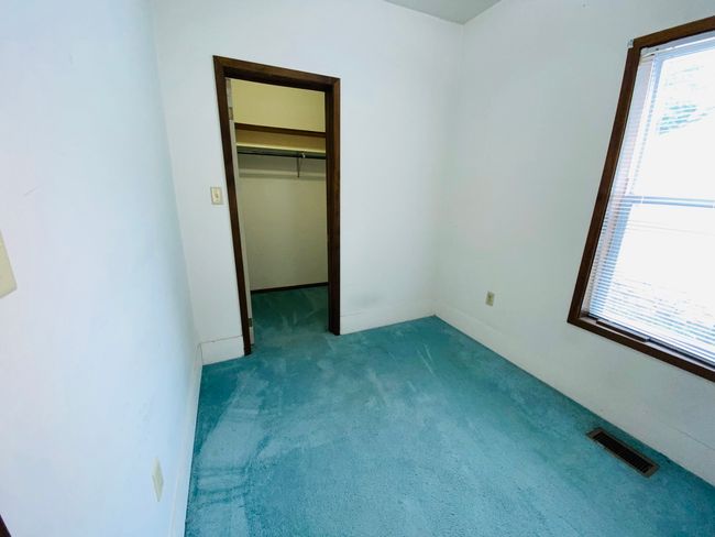 807 W Washington St, House other with 3 bedrooms, 1 bathrooms and 4 parking in Pontiac IL | Image 16