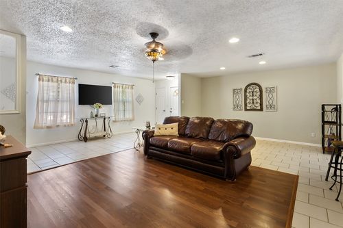 169 Live Oak Dr, Whitney, TX, 76692-4629 | Card Image