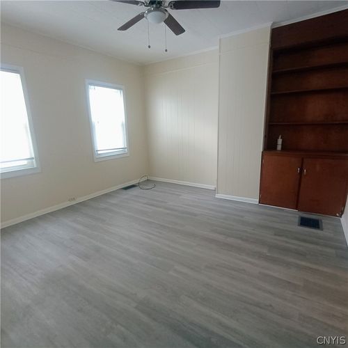 apt-1-423-421-423 Ulster St, Syracuse, NY, 13204-2073 | Card Image