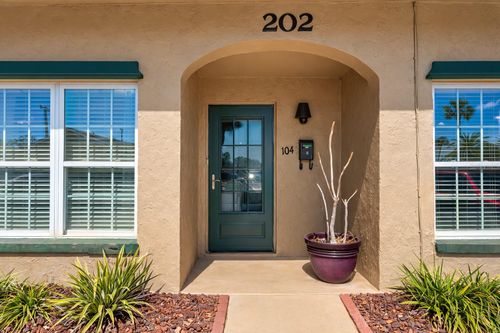 apt-104-202 Esplanade Way, CASSELBERRY, FL, 32707-6828 | Card Image