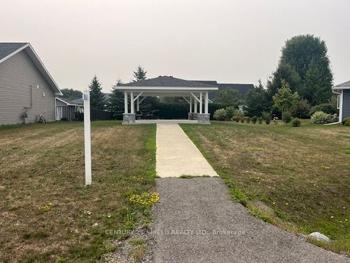 10718 W End Terr, Iroquois, ON, K0E1K0 | Card Image