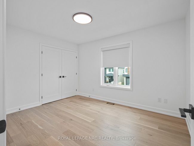 200 Klager Ave, House attached with 3 bedrooms, 4 bathrooms and 1 parking in Fonthill ON | Image 24